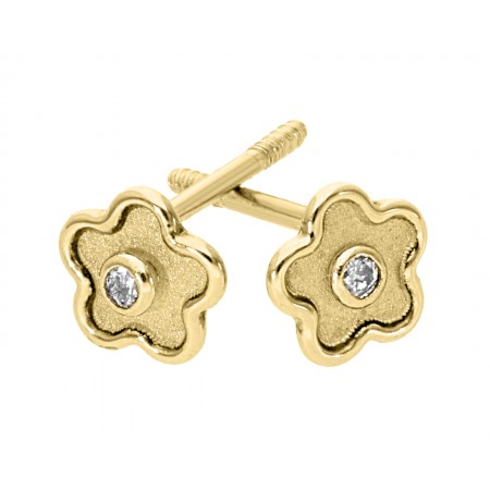 Diamond star Stud earrings for  girls in 14K