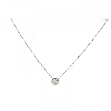 White gold necklace with a stunning beautiful diamond charm