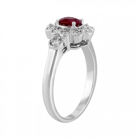 Anillo de lujo con Rubi y diamantes