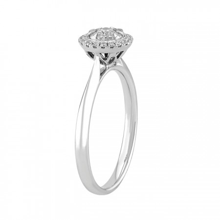 Solitaire diamond ring in 14K