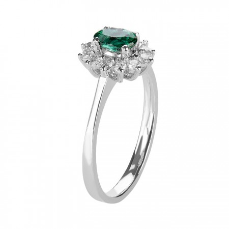 Anillo de lujo con Esmeralda oval